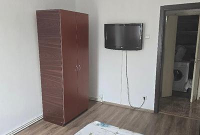 Vand apartament 3 camere decomandat in Deva, I. Maniu, mobilat - 1