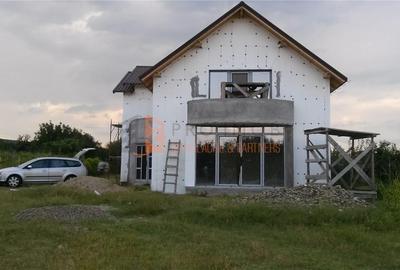 Casa tip P+M zona Zoresti - 15