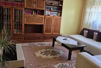 Apartament cu 3 camere decomandat în Exterior Vest - 6