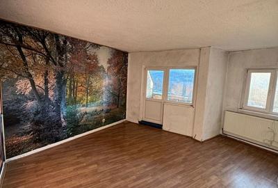 Apartament cu 4 camere în Petros - 5