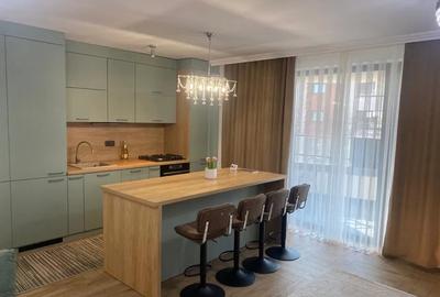 Apartament cu 3 camere decomandat, mobilat în Gheorgheni