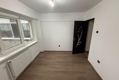 Apartament cu 3 camere decomandat în Obor - 9