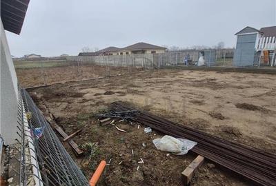 Casă individuală cu 4 camere cu Canalizare în Moșnița Nouă - 6