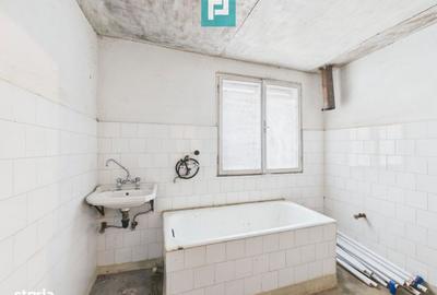 Casă cu 4 camere cu Canalizare în Cuied - 1