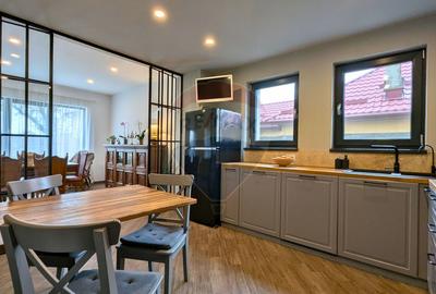 Casă cu 5 camere cu Teren 432 Mp în Balotești - 11