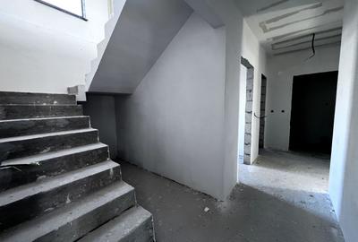 Casă individuală cu 5 camere cu Canalizare în Șendreni - 19