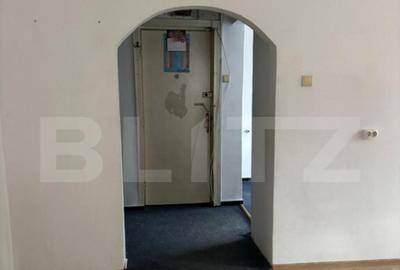 Spațiu comercial, de 44 mp, în Central - 3