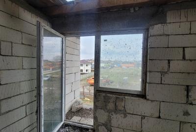 Casă individuală cu 12 camere cu Canalizare în Dezmir - 7