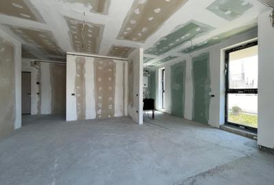 Apartament cu 3 camere decomandat în Tomis Nord - 13