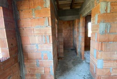 Casă individuală cu 4 camere cu Canalizare în Clinceni - 8