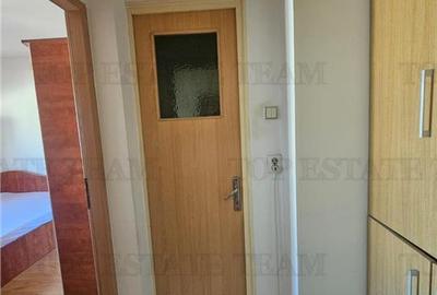 Apartament cu 3 camere semidecomandat, mobilat în Păcii - 3