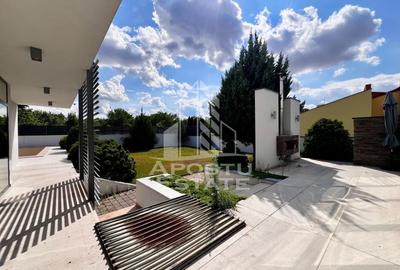 Casa de lux cu 5 camere, 4 bai, piscina privata , zona Aradului - 1