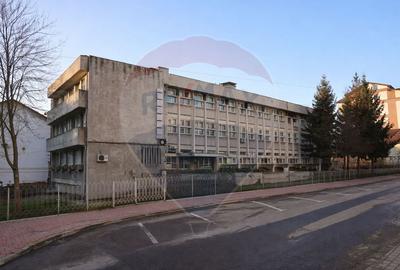 Spațiu comercial, de 200 mp, în Central - 5