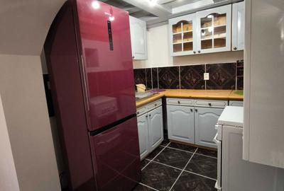 Apartament cu 3 camere semidecomandat în Trei Stejari - 6