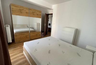 Apartament cu 2 camere semidecomandat, mobilat în Torontalului