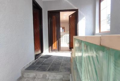 Casă cu 6 camere în Central - 9