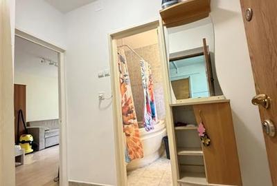Garsonieră decomandată, mobilată în Răcădău - 6