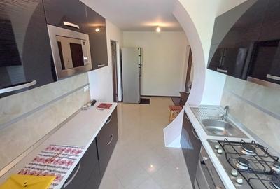 Vanzare 2 camere-Imobiliare MAXICONFORT - 6