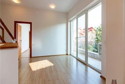 Vila individuala P+1+M / Jolie Ville / Cambrige - 12