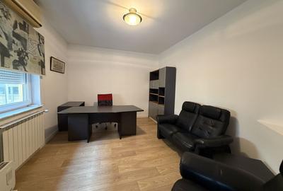 Vila cu piscina interioara, mobilata, langa British School - 15