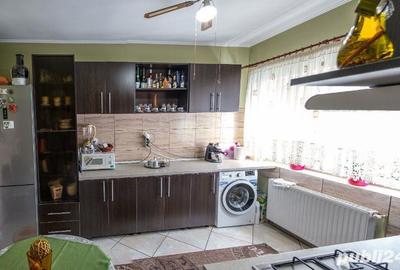 Casă cu 5 camere în Titulescu - 4