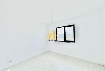 Casă cu 4 camere în Prelungirea Ghencea