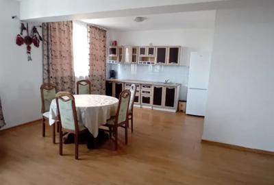 Garsonieră decomandată, mobilată în Central - 4