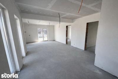 Casă cu 4 camere cu Teren 520 Mp în Baciu - 2