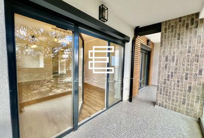 Apartament cu 3 camere decomandat în Cristian - 1