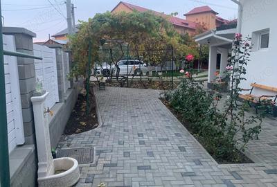 Vand casa 4 camere din caramida zona centrala - 10