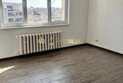 Apartament cu 3 camere în Grivița