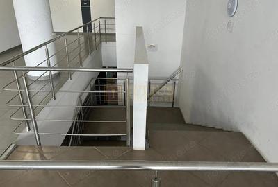 Spatiu de birou, amenajat, zona de sud - cartier Soarelui. - 3