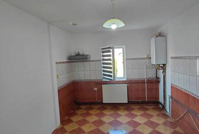 Ap spatios,pozitie excelenta str. Sirius - 4