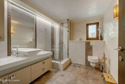 Casă individuală cu 11 camere cu Canalizare în Mogoșoaia - 26