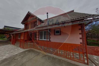 Casa / Vila cu 16 camere de vanzare in zona Bobalna - 3