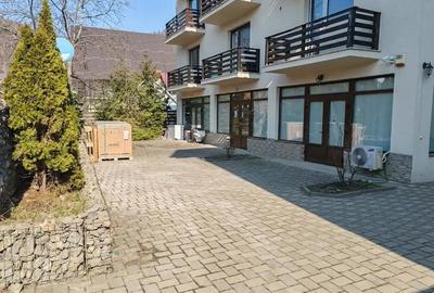 Spațiu comercial, de 200 mp, în Central - 1
