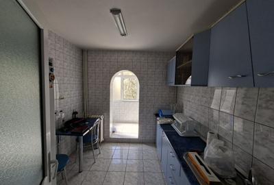 Apartament cu 2 camere decomandat în Carol Davila - 3