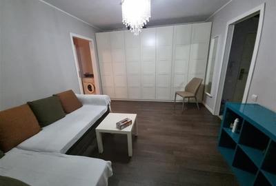 Apartament cu 2 camere semidecomandat în Gara de Nord