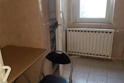 Apartament cu 2 camere decomandat în Văcăresti - 5