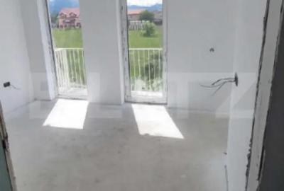 Casă cu 4 camere cu Teren 178 Mp în Central - 12