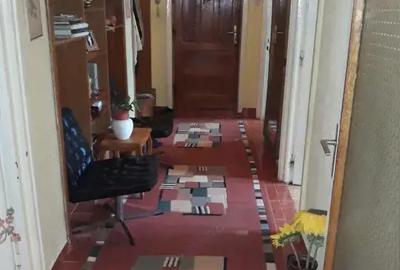 Apartament cu 3 camere decomandat în Dej - 4