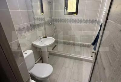 Apartament cu 5 camere decomandat în Micro 3 - 3