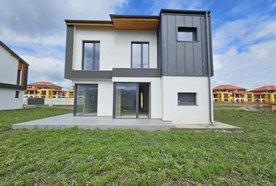 Casa individuala cu 5 camere, teren 600mp, Cristian - 1