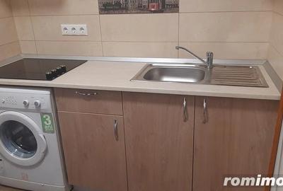Garsonieră decomandată în Buziașului