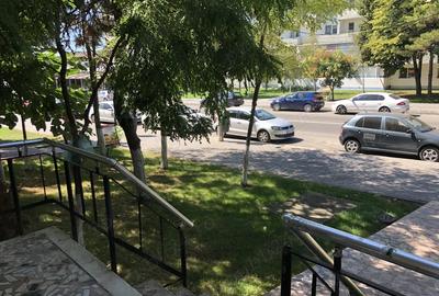 Spațiu comercial, de 53 mp, în Central