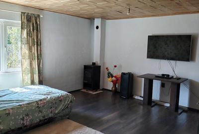 Casă cu 2 camere cu Teren 550 Mp în Jebel