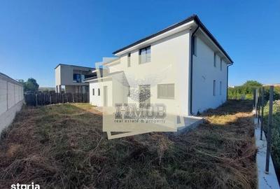Casă cu 5 camere cu Teren 400 Mp în Central