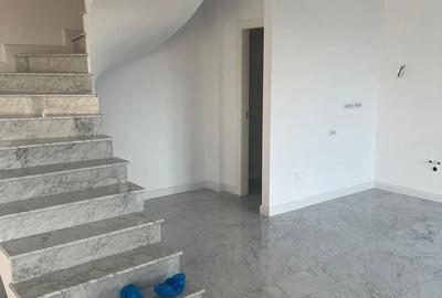 Casă cu 5 camere cu Teren 208 Mp în Central - 13