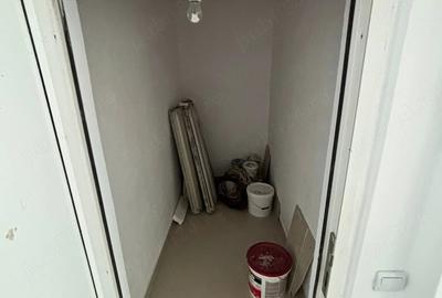 Apartament cu 5 camere nedecomandat în Pianu - 1