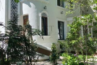 Casă individuală cu 11 camere cu Canalizare în Kiseleff - 3